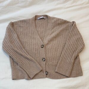 Zara Women's Beige Ribbed Cardigan